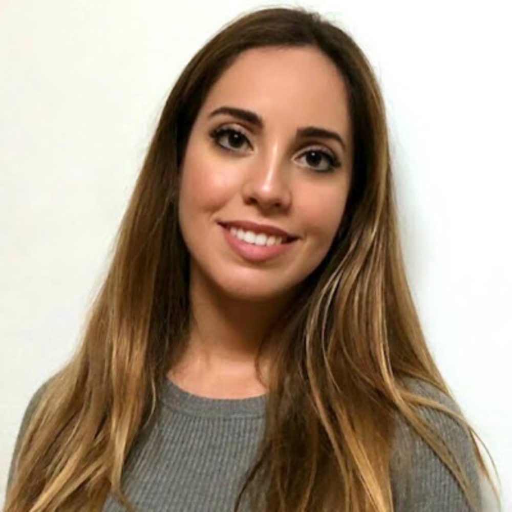 Meet your Posher, Aroa